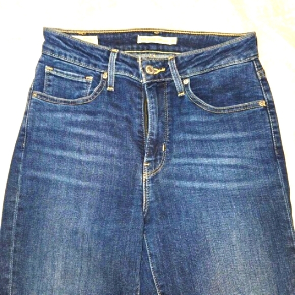 Levi's Women's 721 High Rise Skinny Jeans. size 27 - Picture 16 of 16